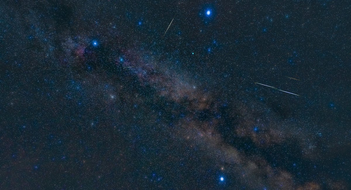 Meteor showers and a star show clip visible in NYC this month